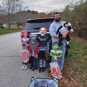 Meet your Posher, Cameron